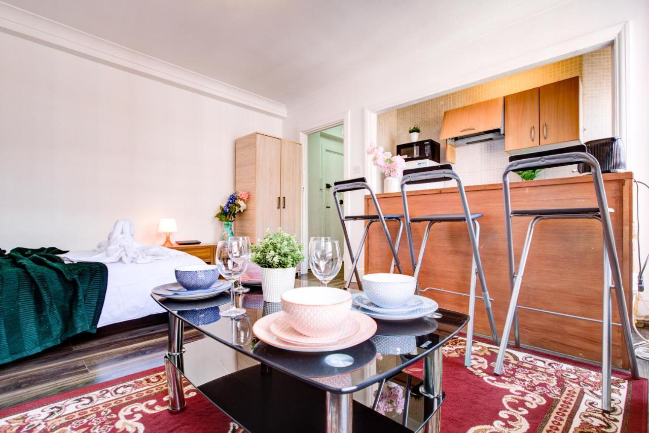 דירות Cozy Studio In Central לונדון מראה חיצוני תמונה